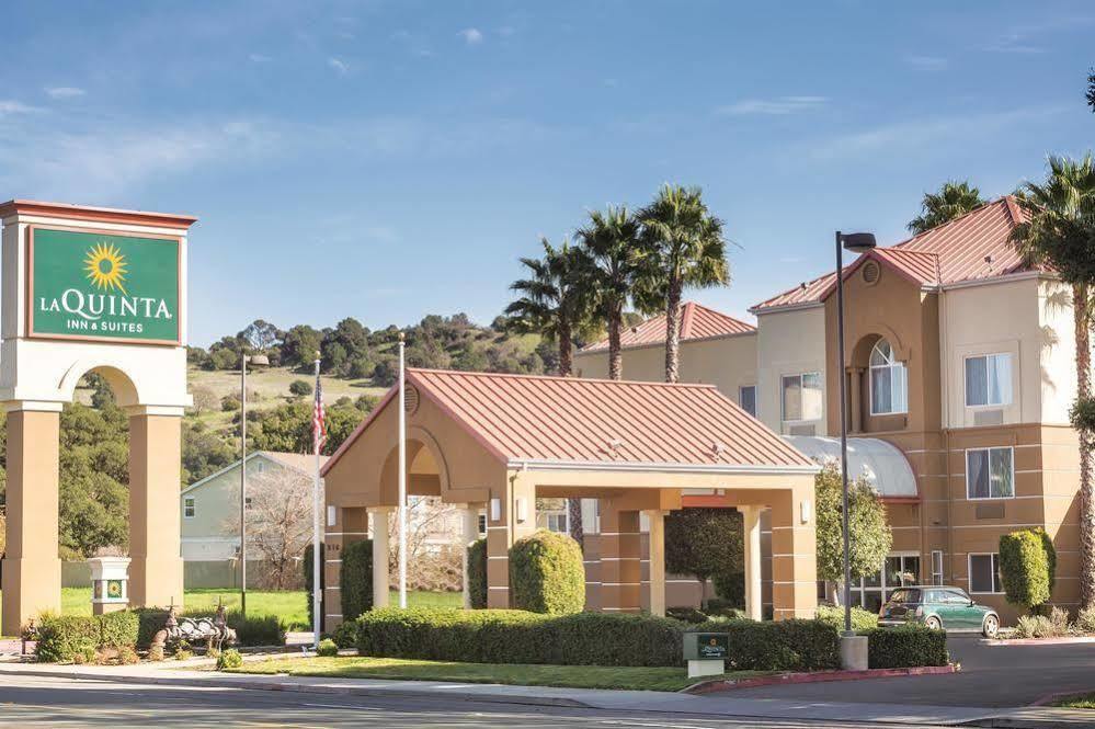 Fairfield Inn & Suites By Marriott Fairfield Napa Valley Area Ngoại thất bức ảnh